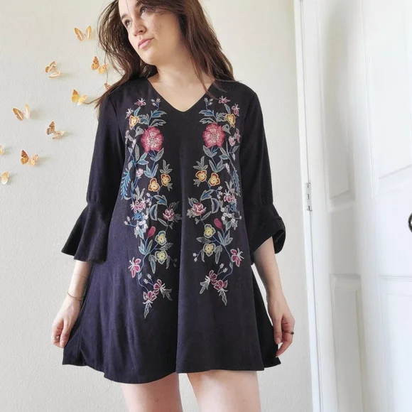 umgee black embroidered dress Umgee Black Floral Embroidered Mini Dress S